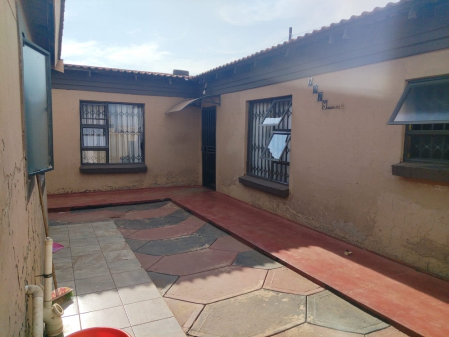 2 Bedroom Property for Sale in Palm Ridge Gauteng