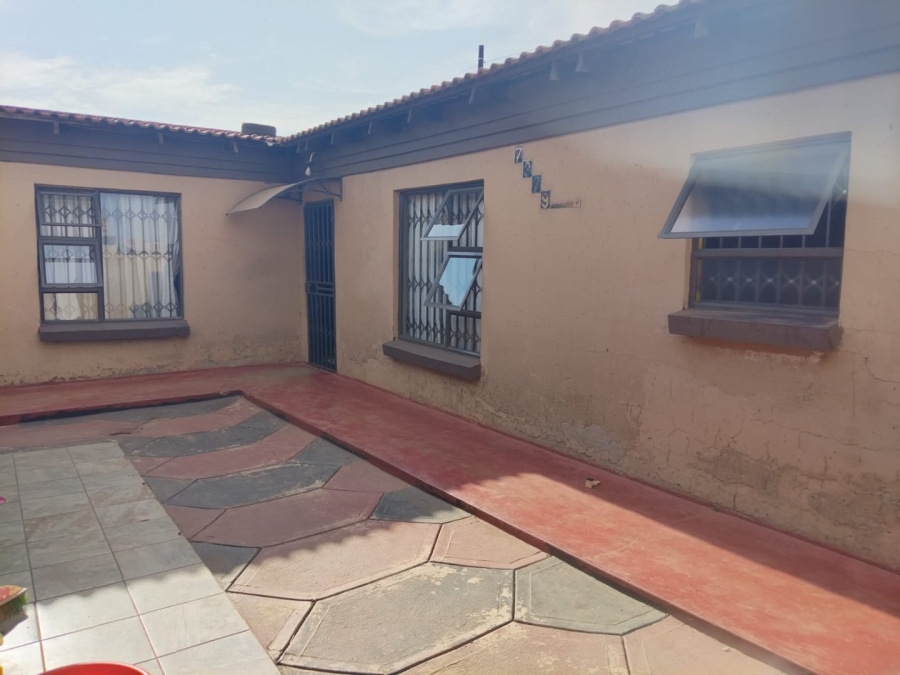 2 Bedroom Property for Sale in Palm Ridge Gauteng