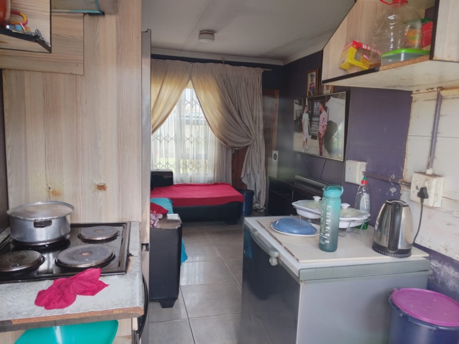 2 Bedroom Property for Sale in Palm Ridge Gauteng