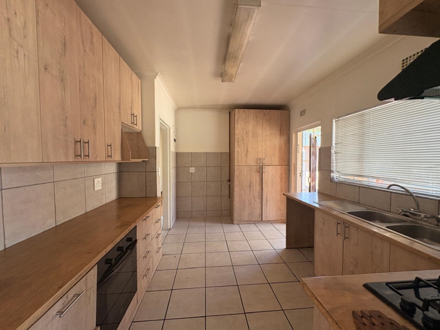 To Let  Bedroom Property for Rent in Allen Grove Gauteng