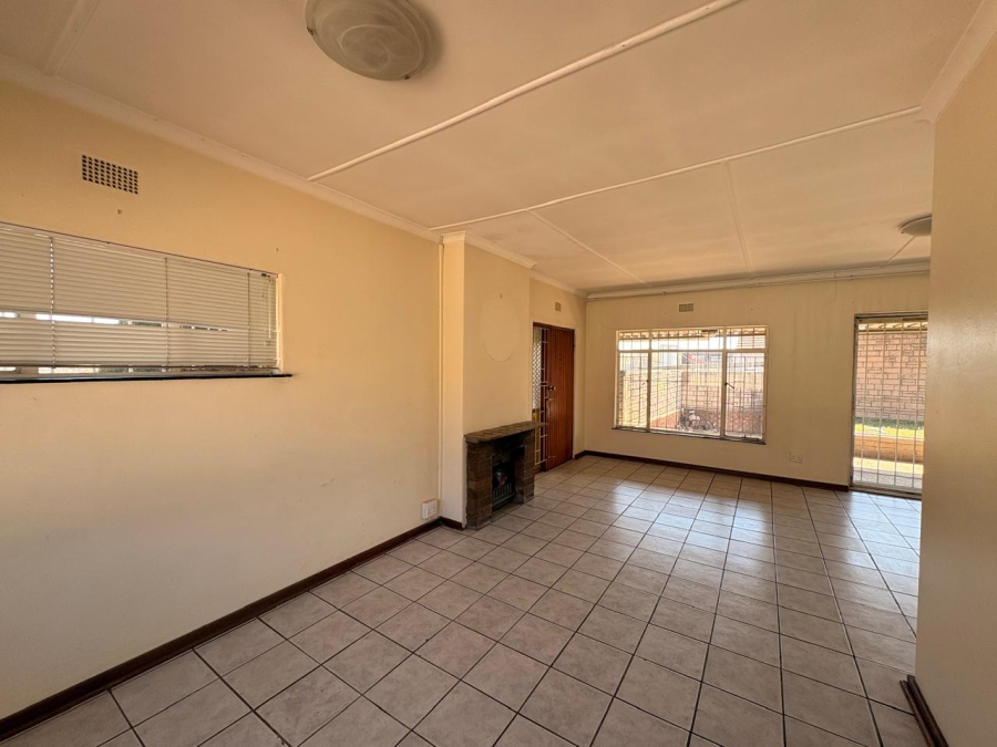 To Let  Bedroom Property for Rent in Allen Grove Gauteng