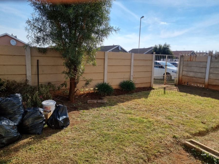 2 Bedroom Property for Sale in Sky City Gauteng