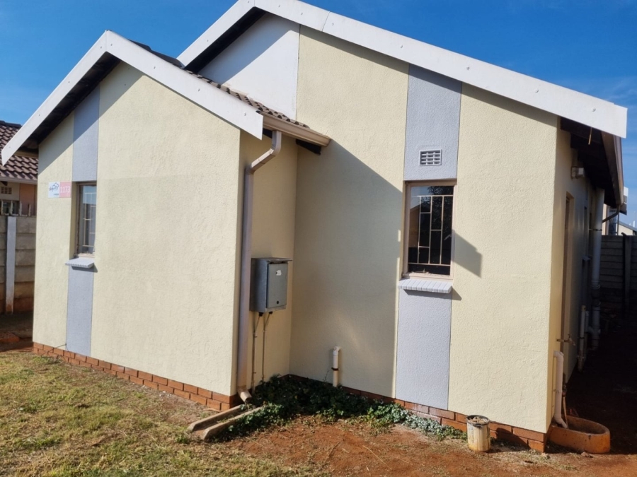 2 Bedroom Property for Sale in Sky City Gauteng