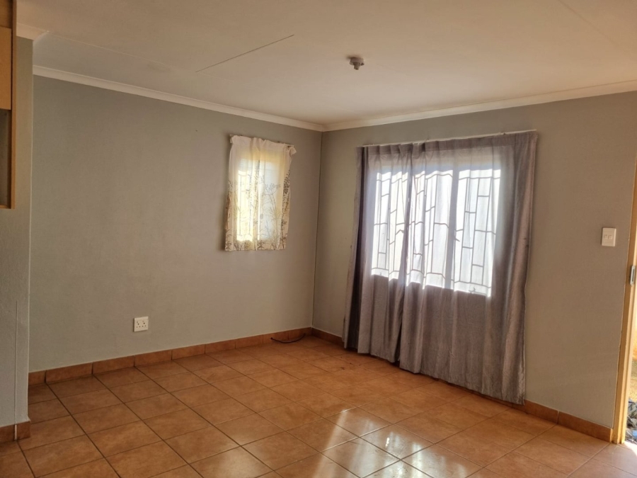 2 Bedroom Property for Sale in Sky City Gauteng