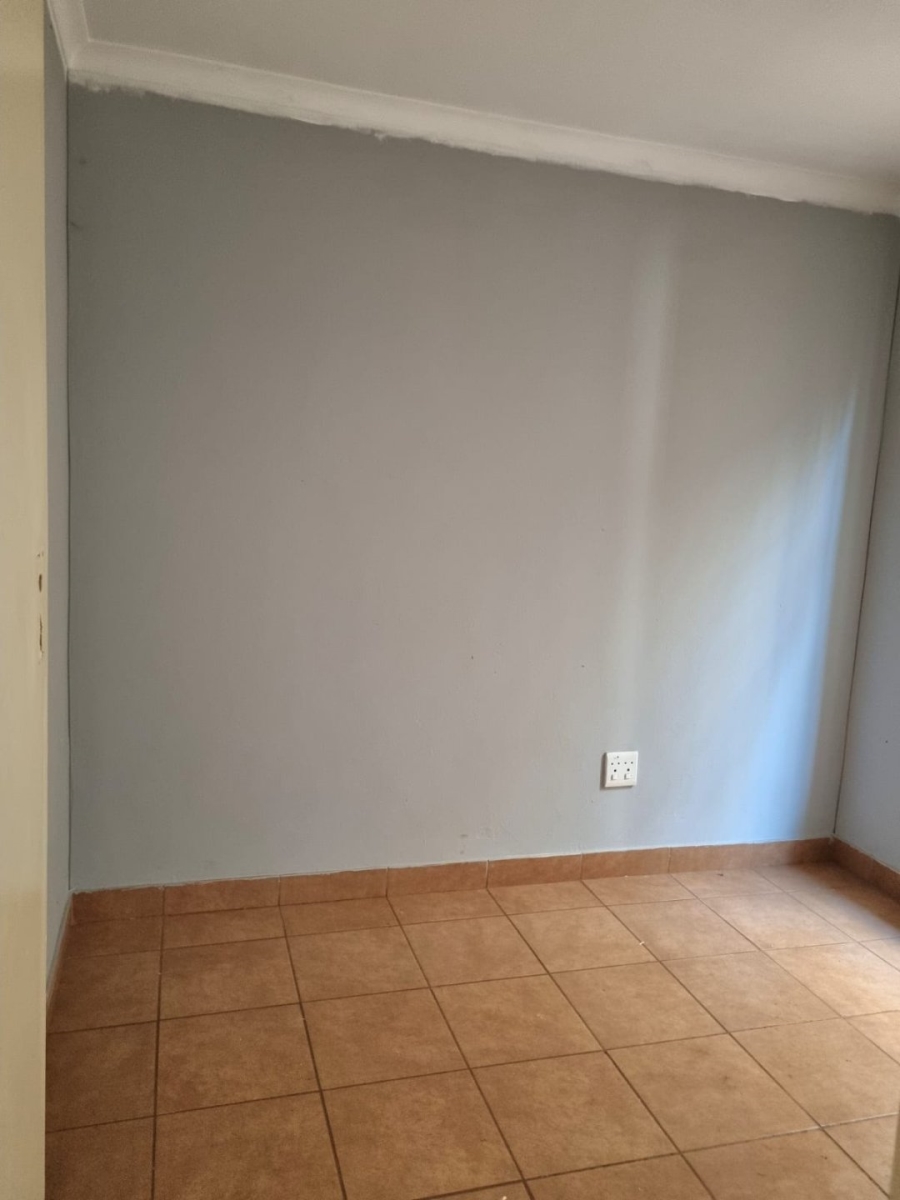 2 Bedroom Property for Sale in Sky City Gauteng