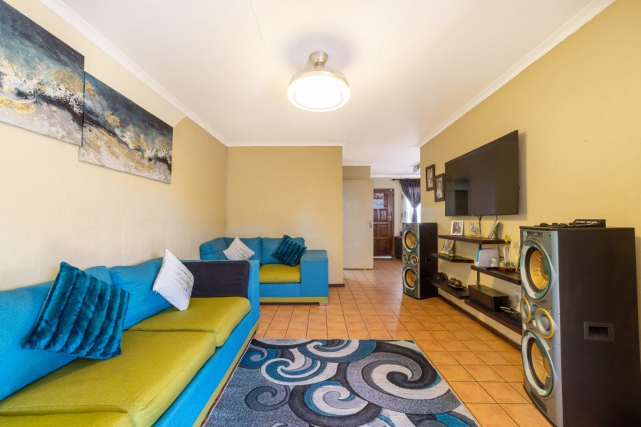 3 Bedroom Property for Sale in Northwold Gardens Gauteng