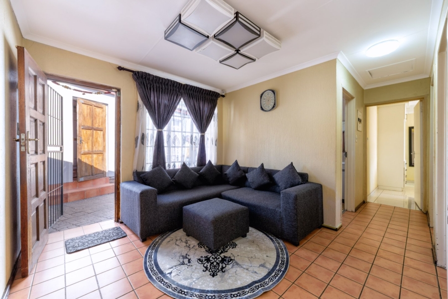 3 Bedroom Property for Sale in Northwold Gardens Gauteng