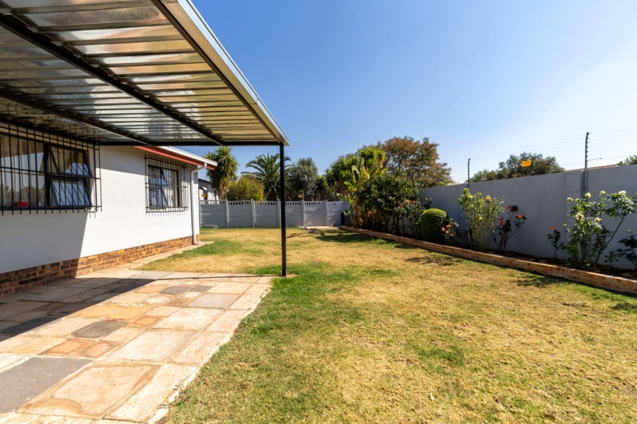 3 Bedroom Property for Sale in Northwold Gardens Gauteng