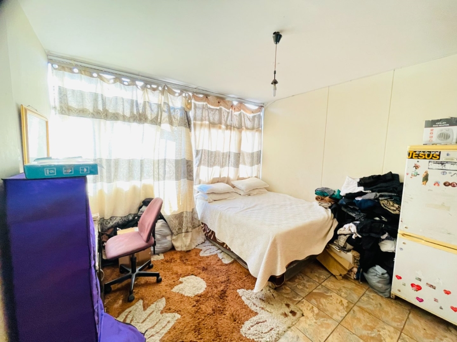 1 Bedroom Property for Sale in Muckleneuk Gauteng