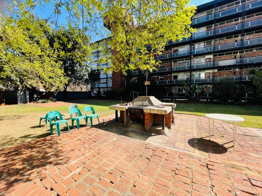 1 Bedroom Property for Sale in Muckleneuk Gauteng