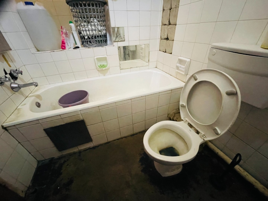 1 Bedroom Property for Sale in Muckleneuk Gauteng
