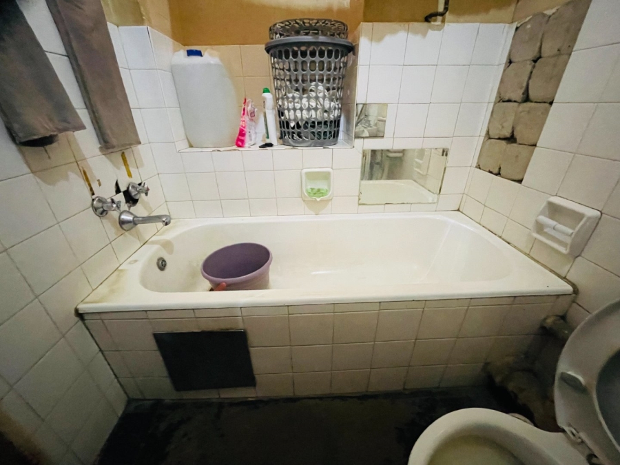 1 Bedroom Property for Sale in Muckleneuk Gauteng
