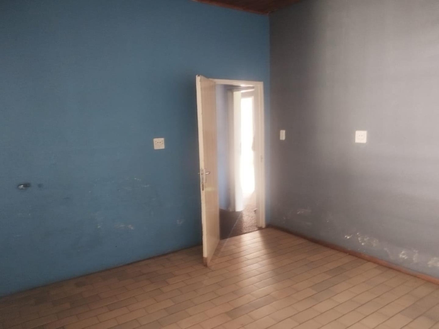 5 Bedroom Property for Sale in Casseldale Gauteng