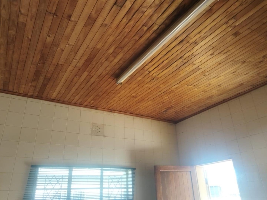 5 Bedroom Property for Sale in Casseldale Gauteng