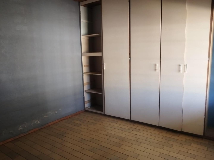 5 Bedroom Property for Sale in Casseldale Gauteng