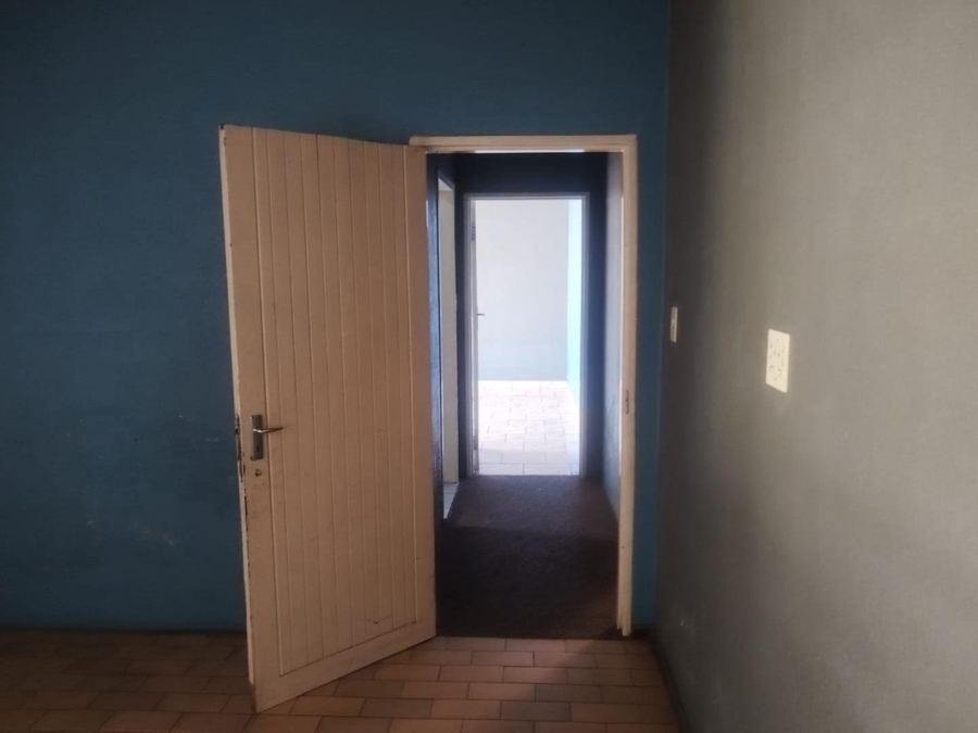5 Bedroom Property for Sale in Casseldale Gauteng