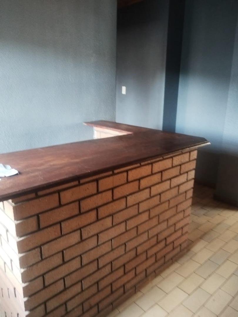 5 Bedroom Property for Sale in Casseldale Gauteng