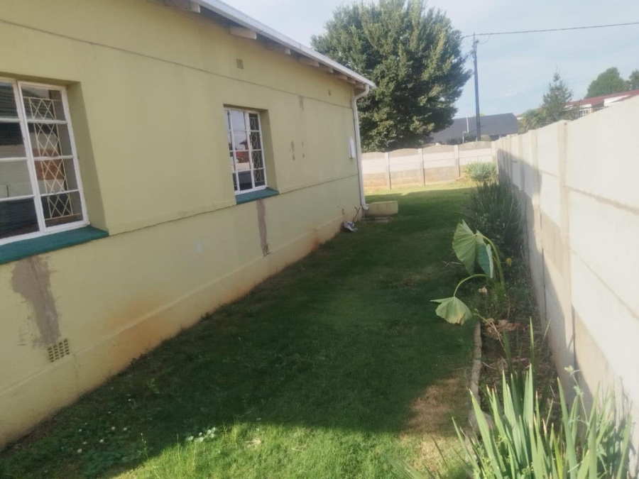 5 Bedroom Property for Sale in Casseldale Gauteng