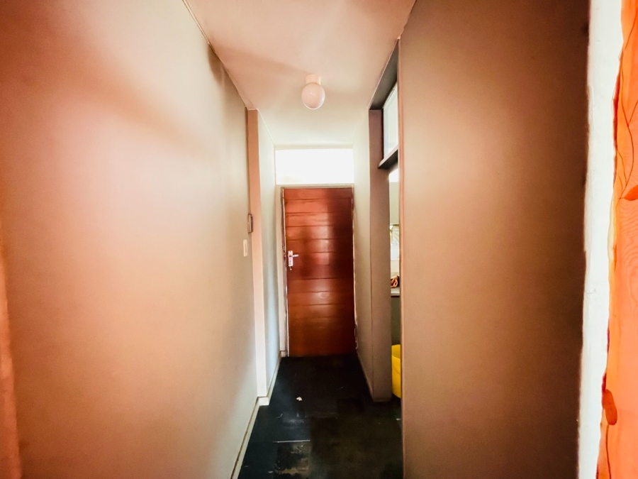 1 Bedroom Property for Sale in Pretoria Gauteng
