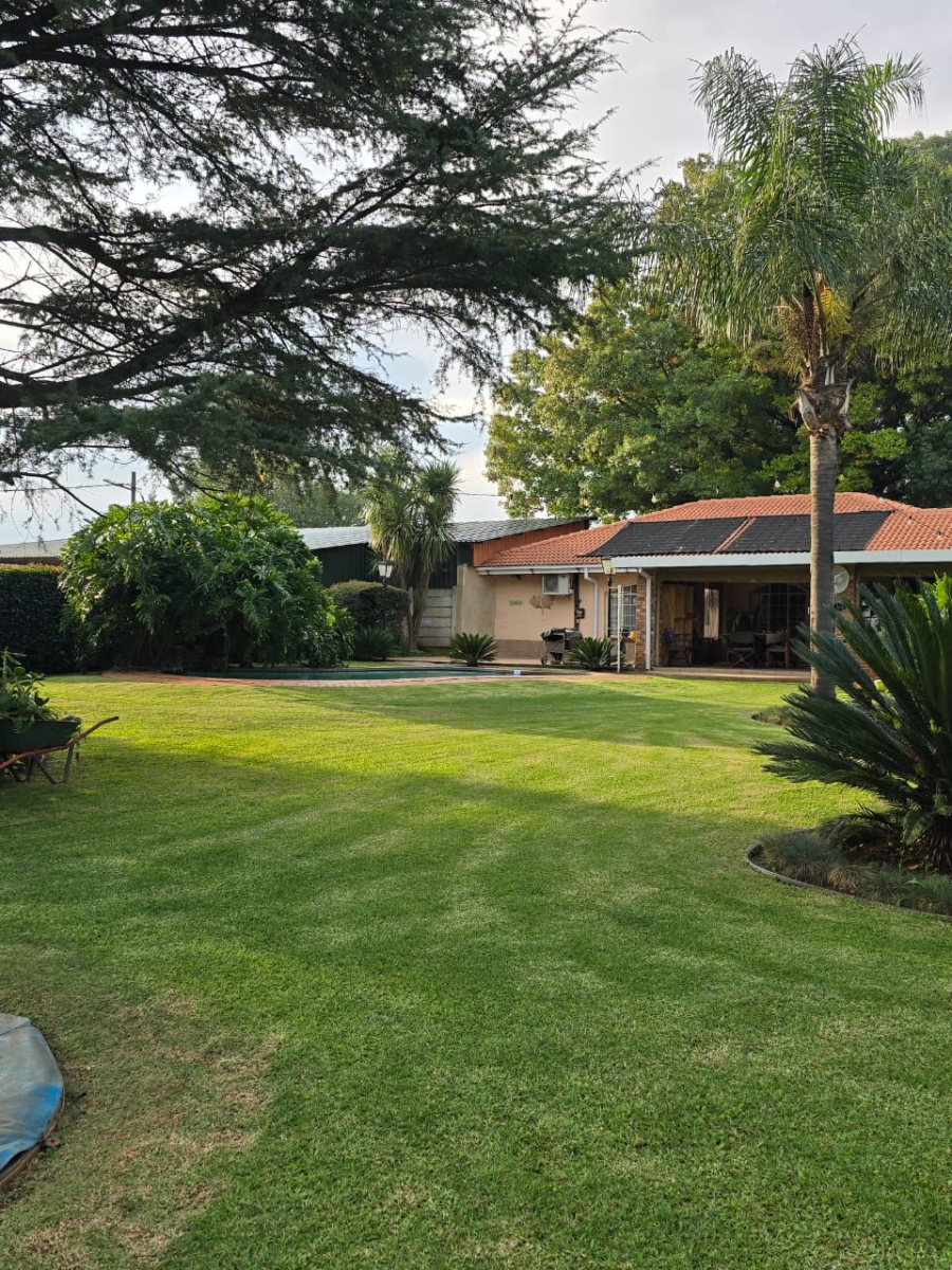 Commercial Property for Sale in Welgedacht Gauteng