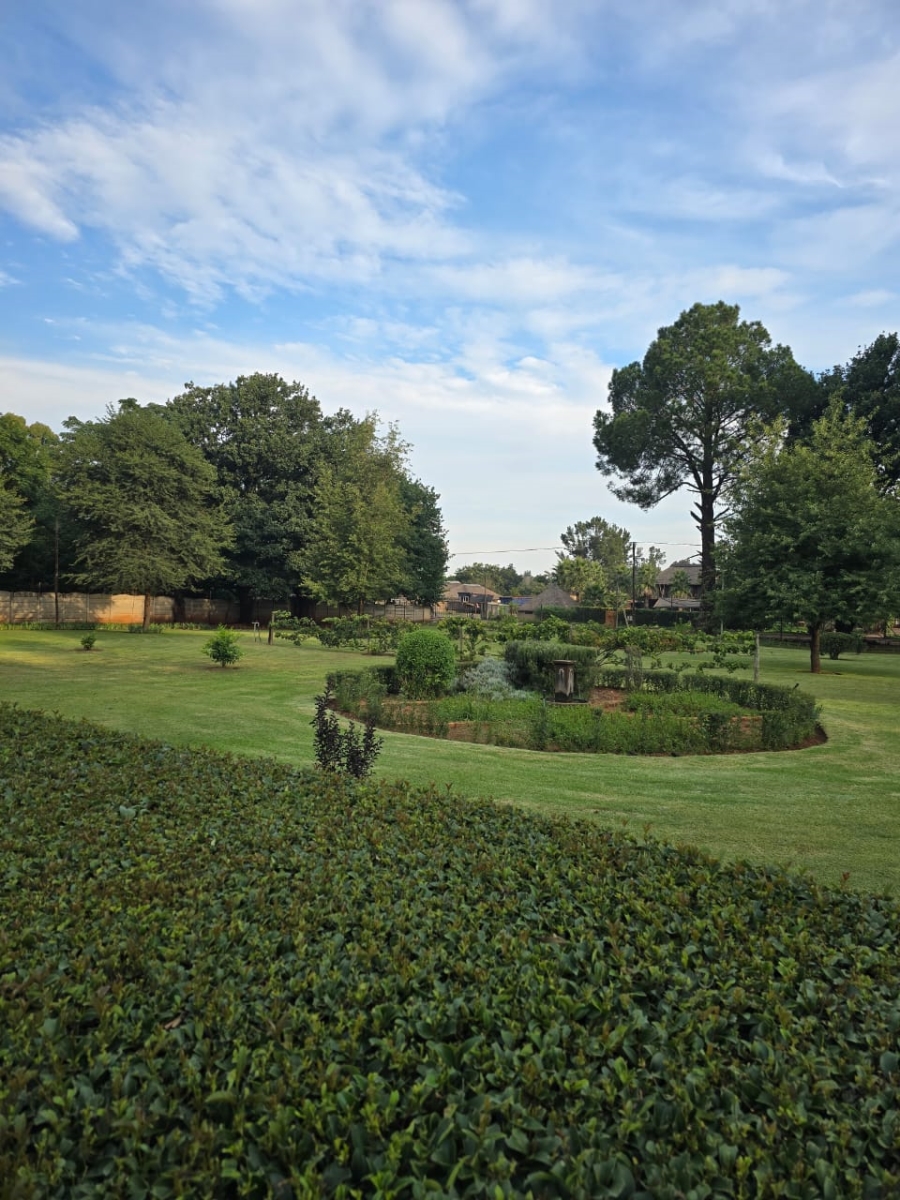 Commercial Property for Sale in Welgedacht Gauteng