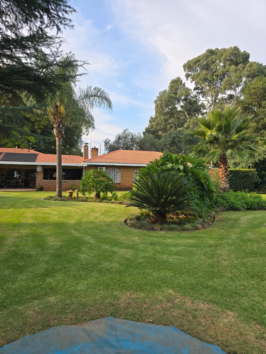 Commercial Property for Sale in Welgedacht Gauteng