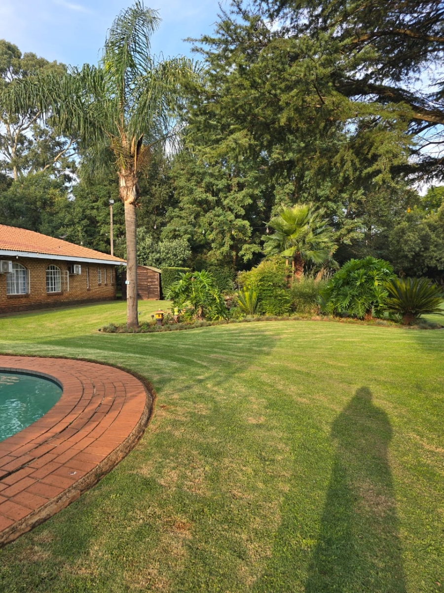 Commercial Property for Sale in Welgedacht Gauteng