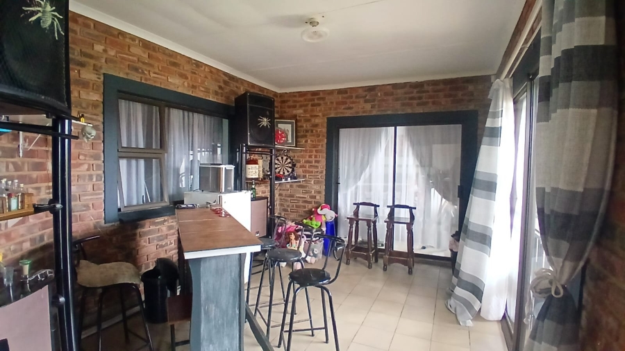  Bedroom Property for Sale in Fochville Gauteng
