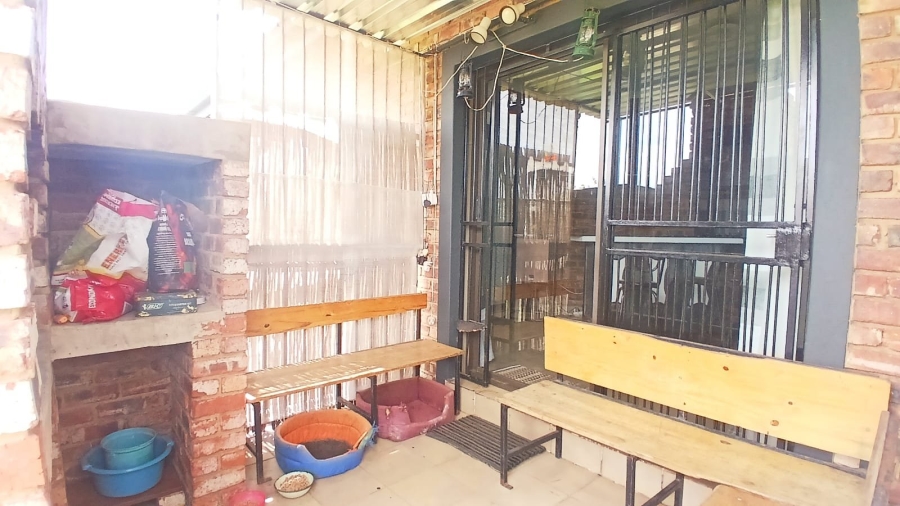  Bedroom Property for Sale in Fochville Gauteng