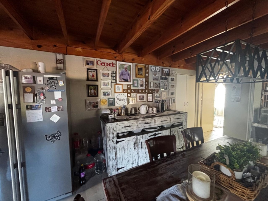  Bedroom Property for Sale in Glen Marais Gauteng