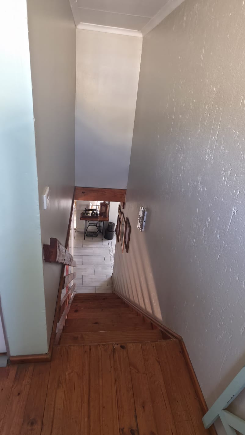 Bedroom Property for Sale in Glen Marais Gauteng