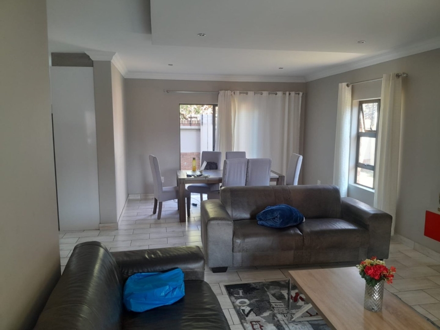 To Let 3 Bedroom Property for Rent in Montana Park Gauteng