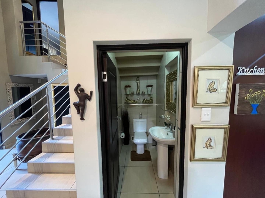 4 Bedroom Property for Sale in Vanderbijlpark SW 5 Gauteng