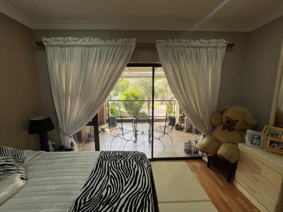 4 Bedroom Property for Sale in Vanderbijlpark SW 5 Gauteng