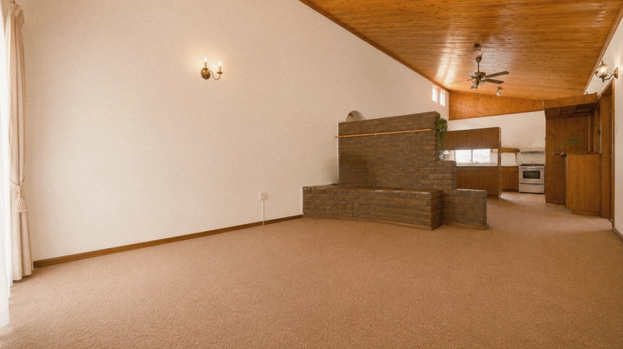 4 Bedroom Property for Sale in Golf Park Gauteng