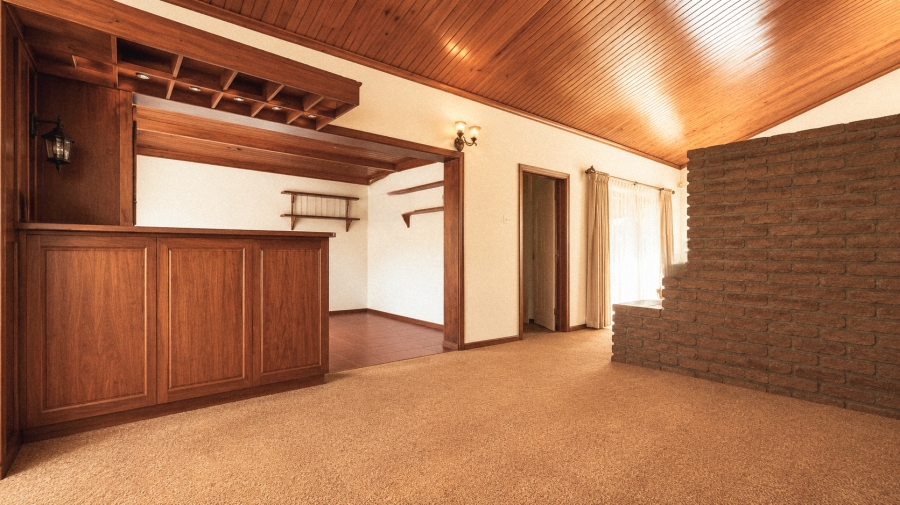 4 Bedroom Property for Sale in Golf Park Gauteng