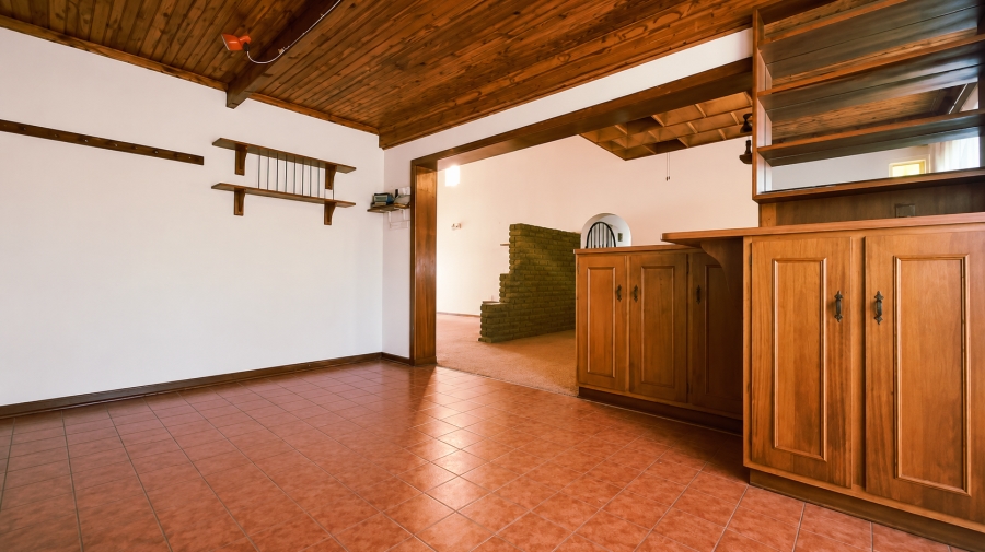 4 Bedroom Property for Sale in Golf Park Gauteng
