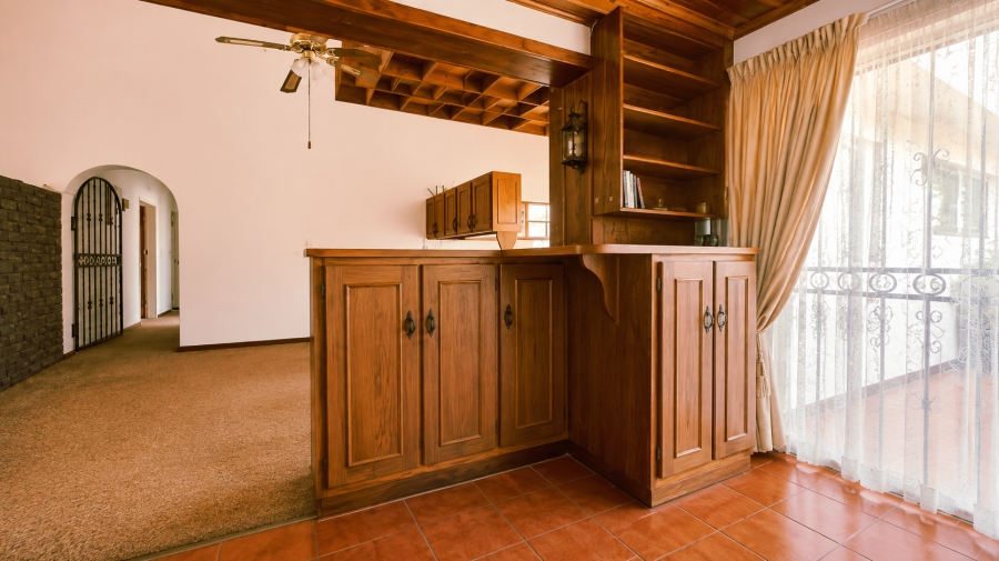 4 Bedroom Property for Sale in Golf Park Gauteng
