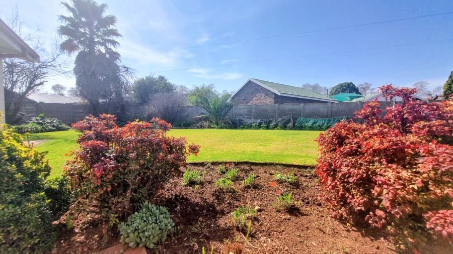 4 Bedroom Property for Sale in Golf Park Gauteng