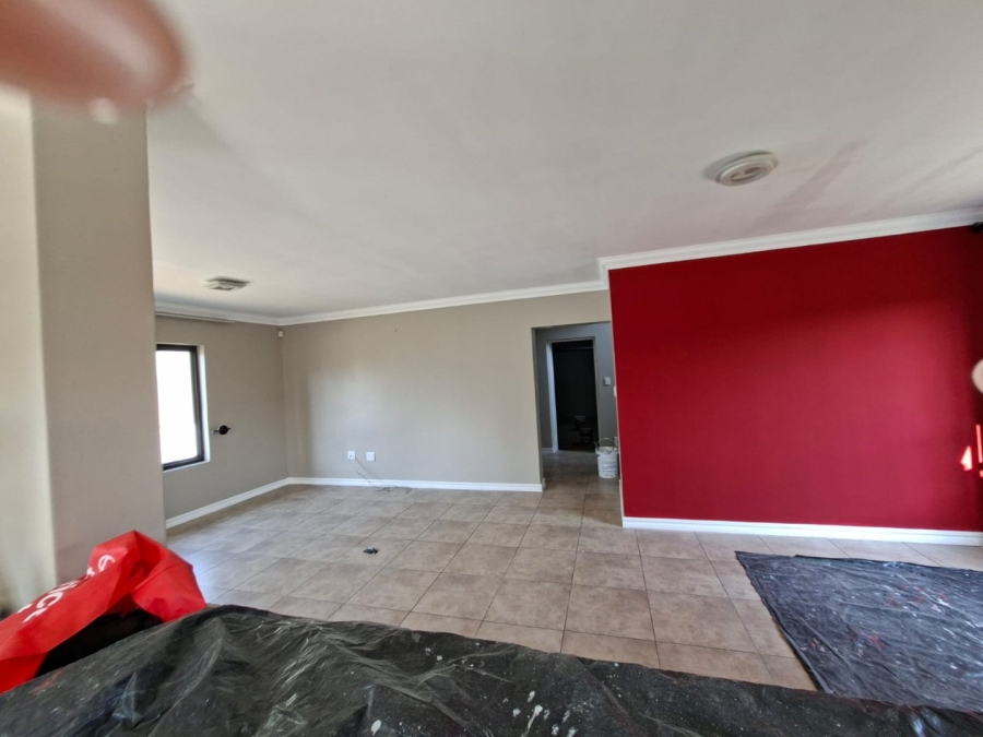 To Let 3 Bedroom Property for Rent in Thatchfield Estate Gauteng