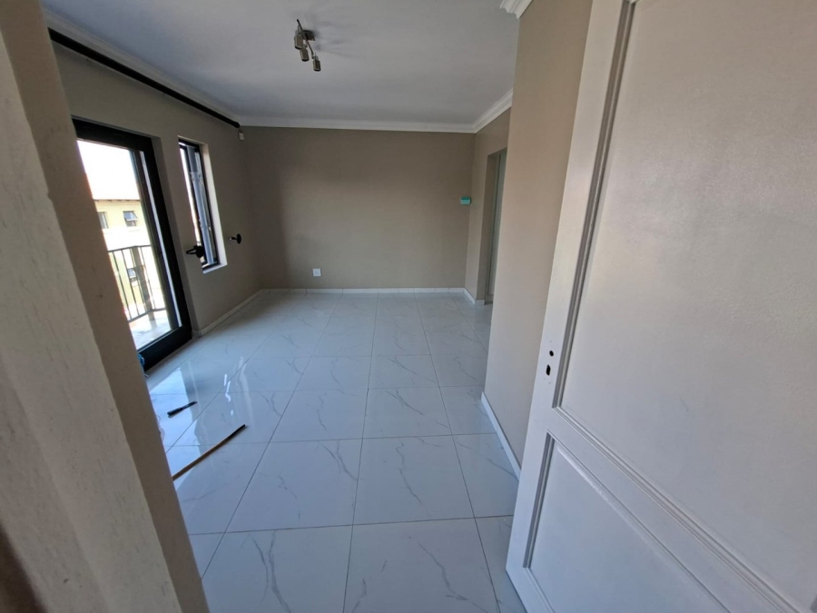 To Let 3 Bedroom Property for Rent in Thatchfield Estate Gauteng