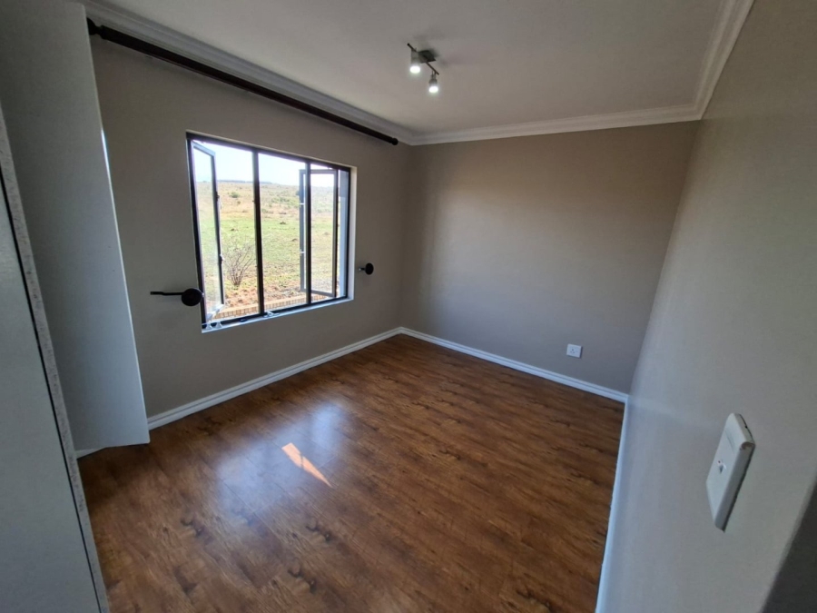 To Let 3 Bedroom Property for Rent in Thatchfield Estate Gauteng