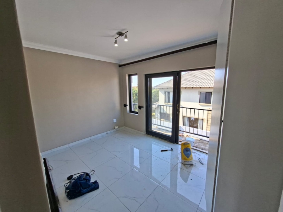 To Let 3 Bedroom Property for Rent in Thatchfield Estate Gauteng