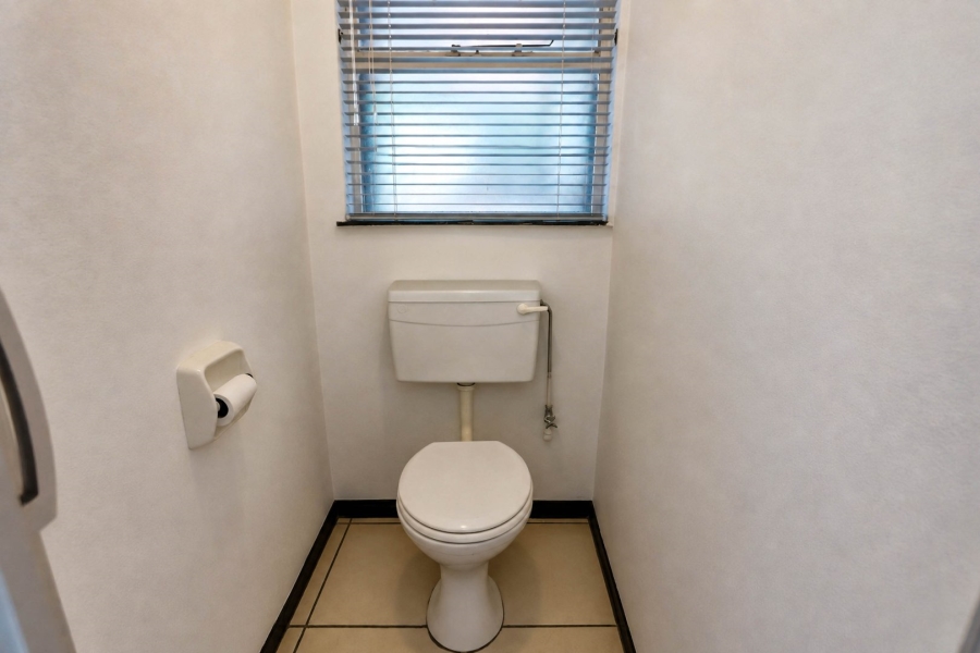 5 Bedroom Property for Sale in Wierda Park Gauteng