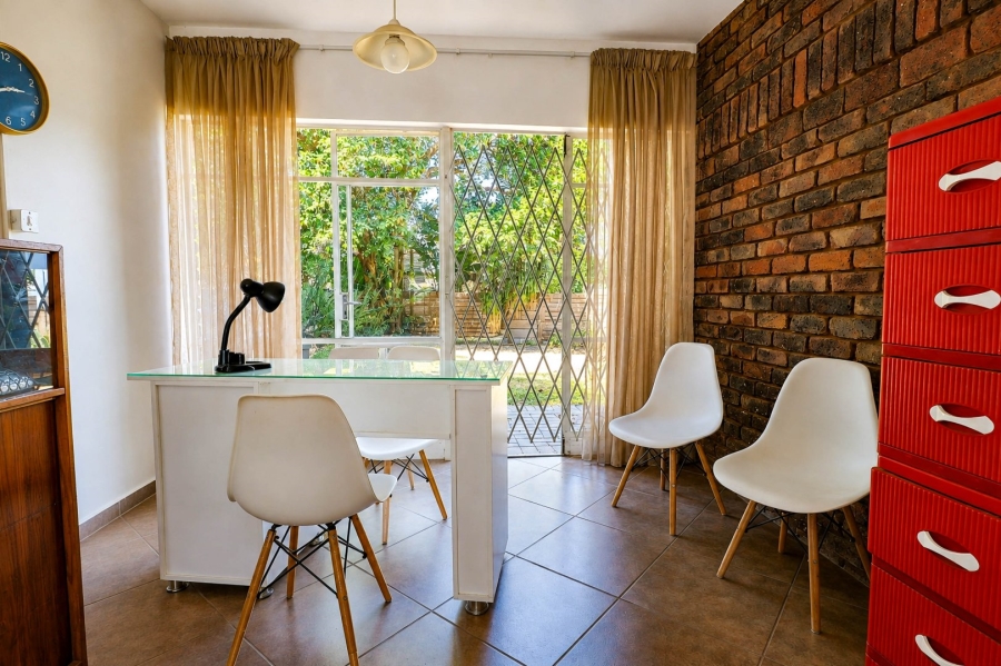 5 Bedroom Property for Sale in Wierda Park Gauteng
