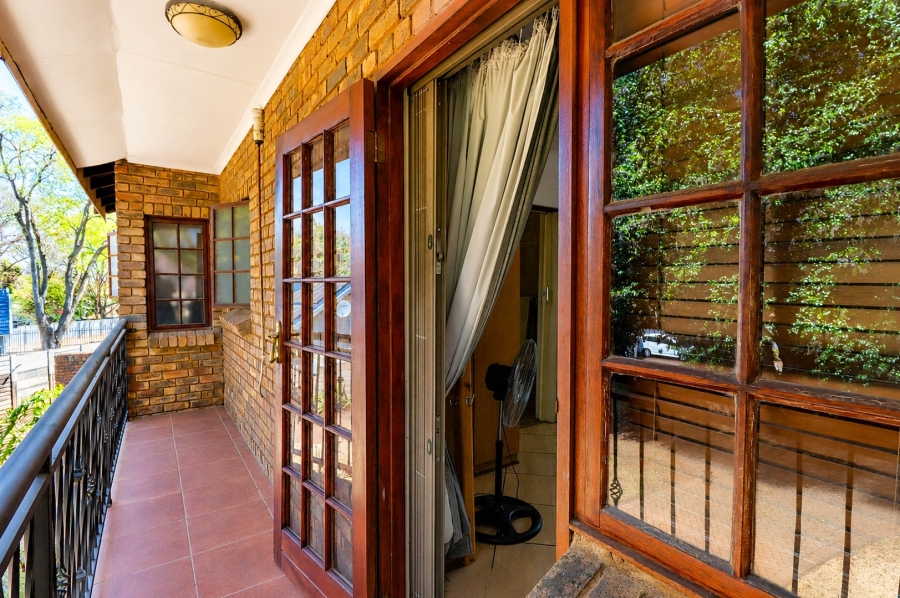 5 Bedroom Property for Sale in Wierda Park Gauteng