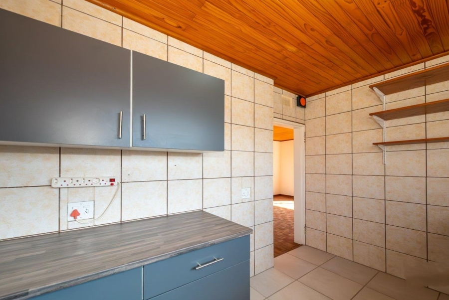 1 Bedroom Property for Sale in Edenvale Central Gauteng
