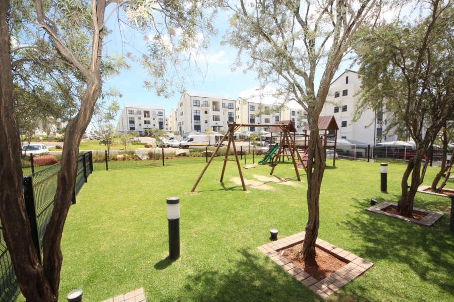 2 Bedroom Property for Sale in Greenstone Ridge Gauteng