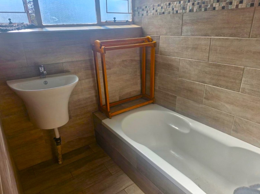 4 Bedroom Property for Sale in Kensington Gauteng