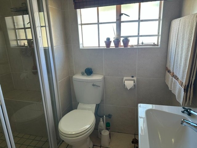 2 Bedroom Property for Sale in Wilgeheuwel Gauteng